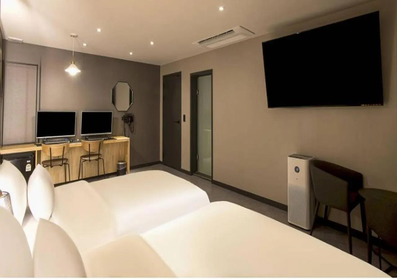 Day & Night Hotel Incheon