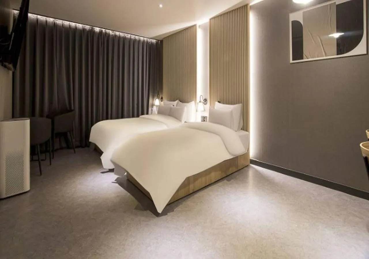 Day & Night Hotel Incheon 0*,