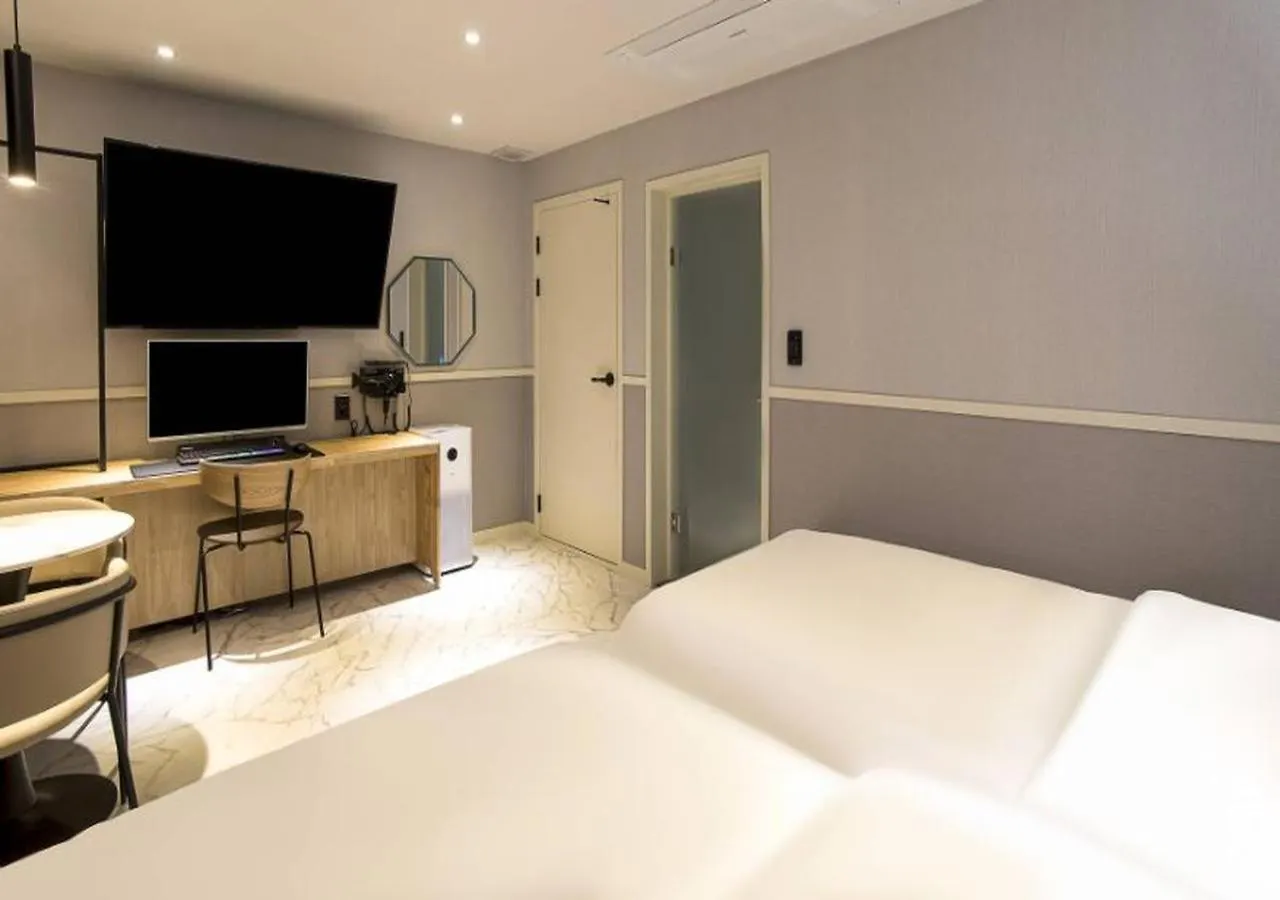 Day & Night Hotel Incheon Motel