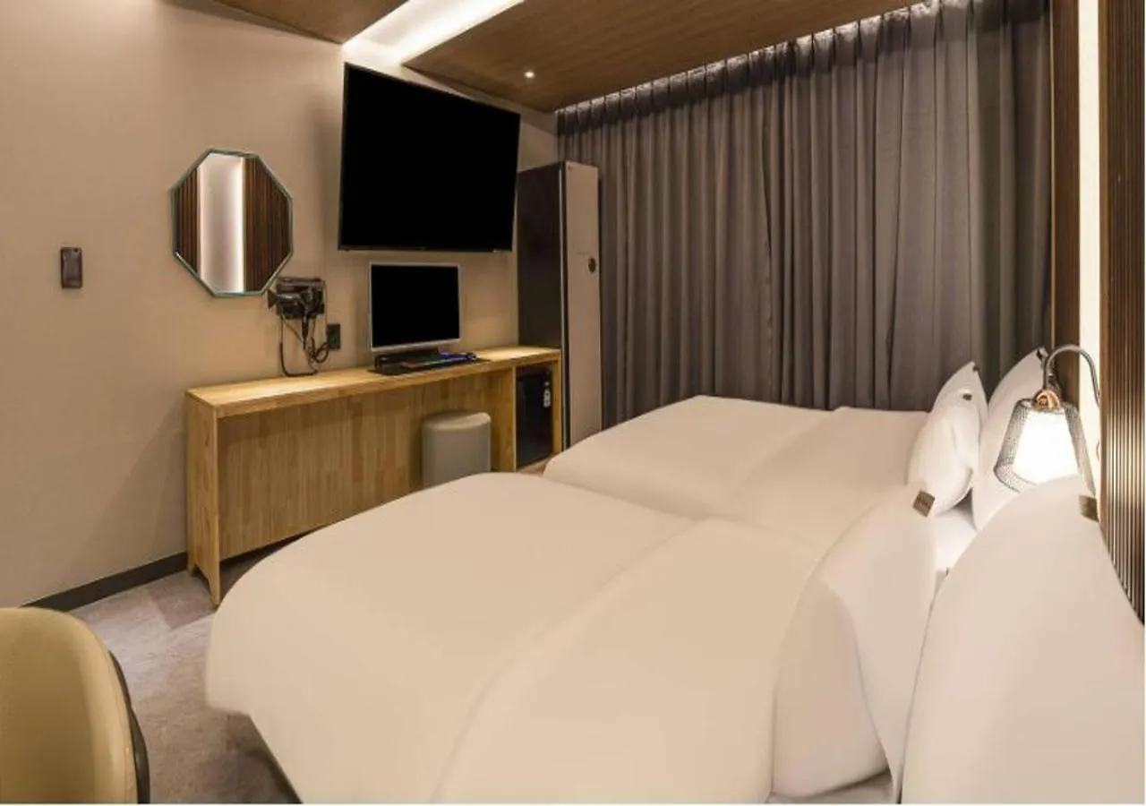 Motel Day & Night Hotel Incheon